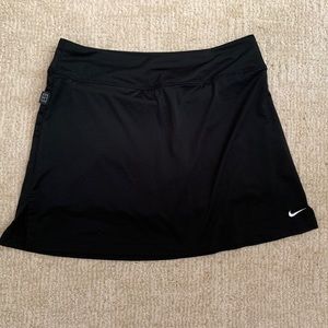 New Nike Tennis Skirt size Small